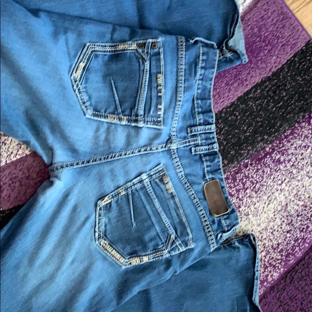 BKE jeans, look new